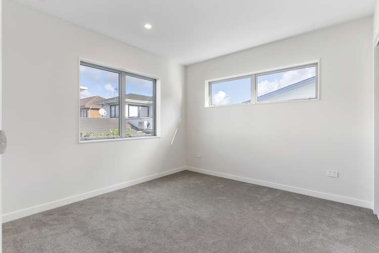 1b Sea Spray Drive Bucklands Beach_16