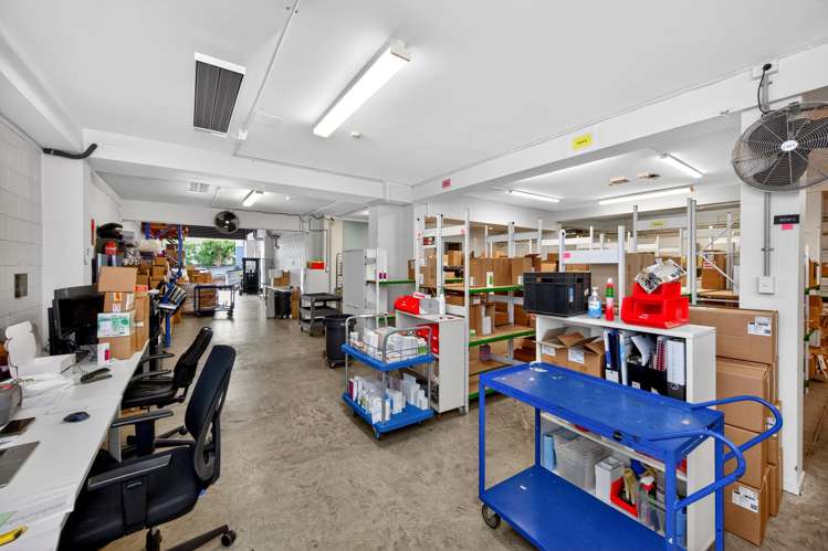 Units 6 and 19/49 Sainsbury Road Mt Albert_12