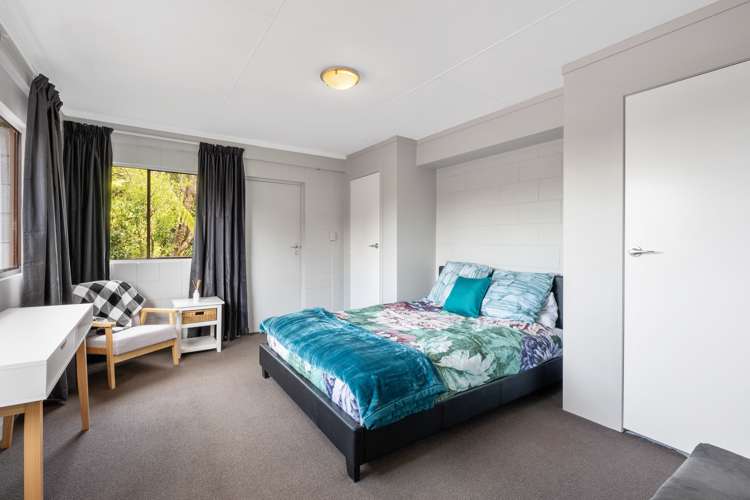 2/6 Armstrong Grove Hilltop_9