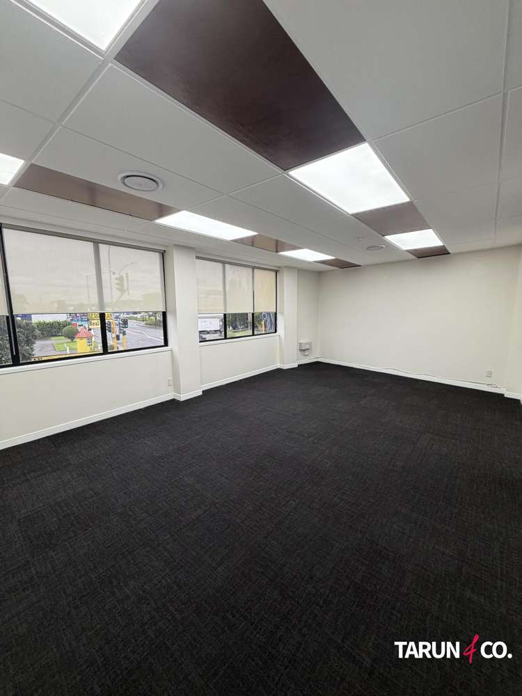 FF/3053 Great North Road New Lynn_1