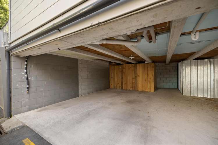 11/70 Robins Road Queenstown_13