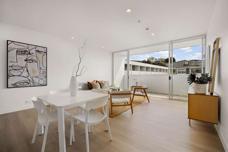 3b/12 Fisher-Point Drive Auckland Central_13