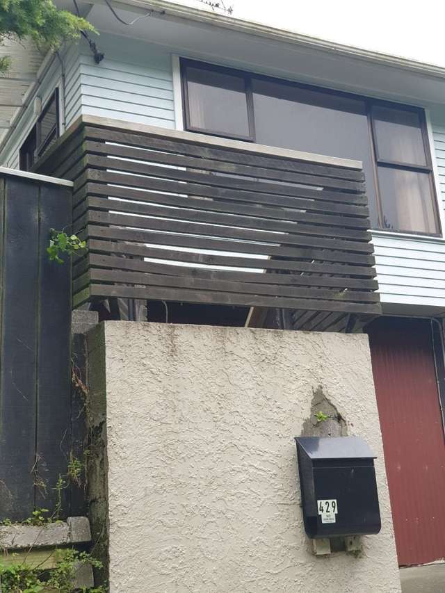 Chic 2BR Townhouse in Brooklyn, WLG