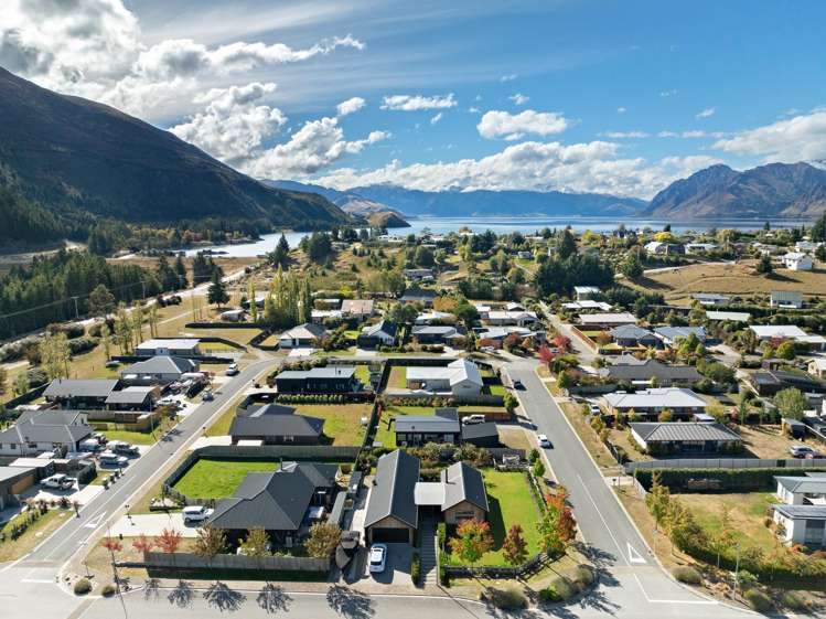 1 Hewson Crescent Lake Hawea_22
