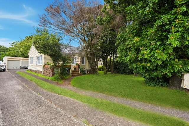 906 Mount Eden Road Three Kings_2