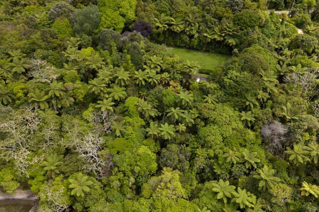 18 & 20 Te Toroa Drive Lake Tarawera_4
