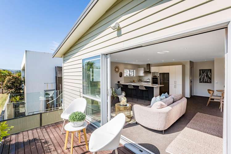 4 Marina View Paremata_10