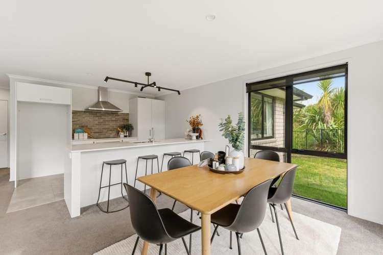 85 Hills View Drive Papamoa_14