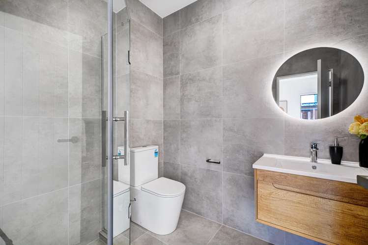 28 Stableford Crescent Opaheke_16