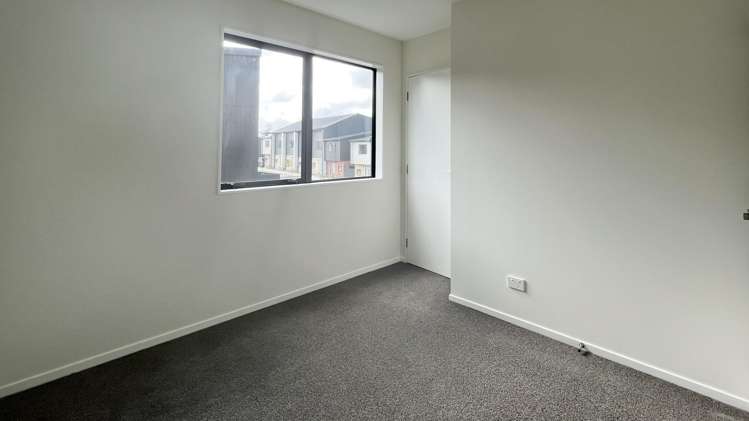 9/60 Selo Street 1665_9