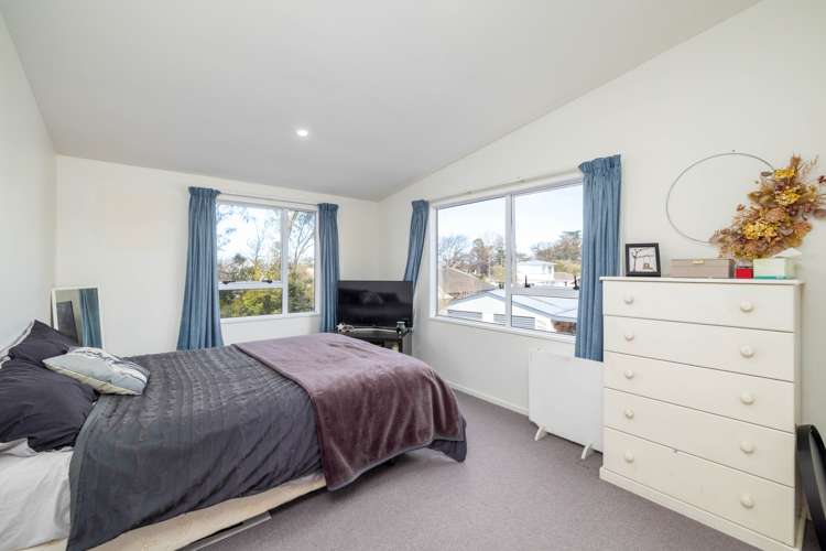 7 Sawtell Place Northcote_13