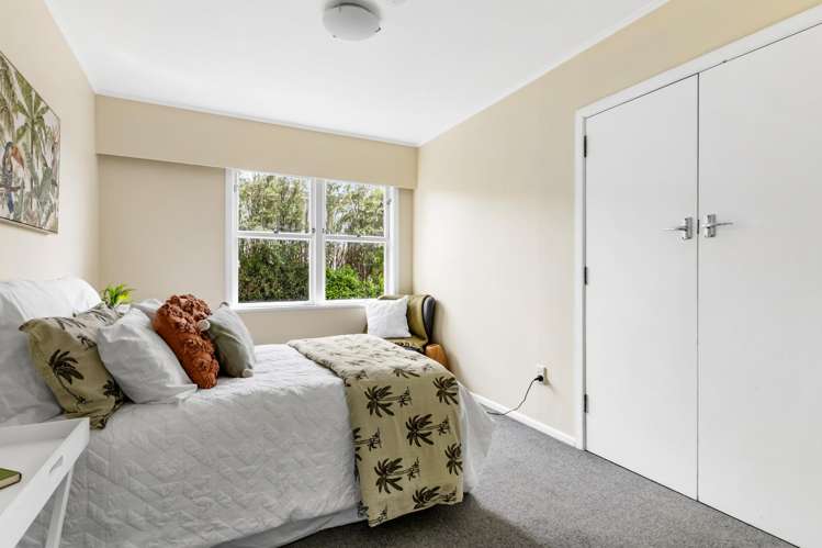 45 Bracken Road Paparangi_7