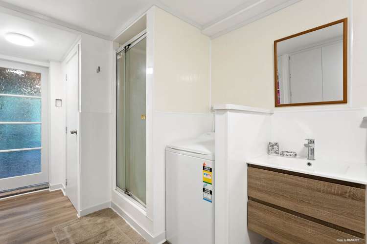 34 Castleton Street Birkdale_17