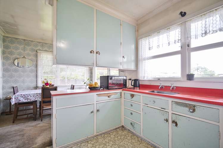 1413 Caroline Road Mayfair_6