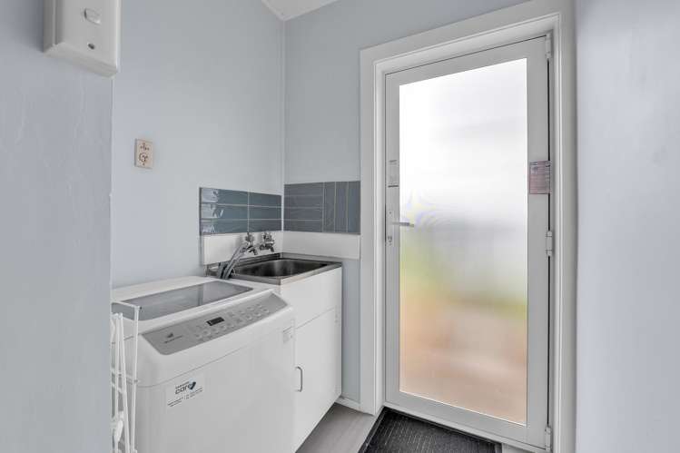 2 Bone Crescent Hawera_13