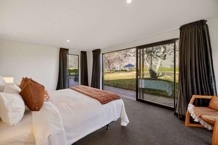 6 Crawford Place, Walnut Grove Lake Hayes Estate_21