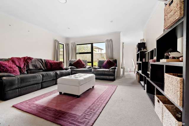 35 Raphoe Road Flat Bush_3