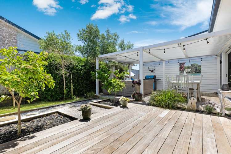 203 Ninth View Avenue Beachlands_13