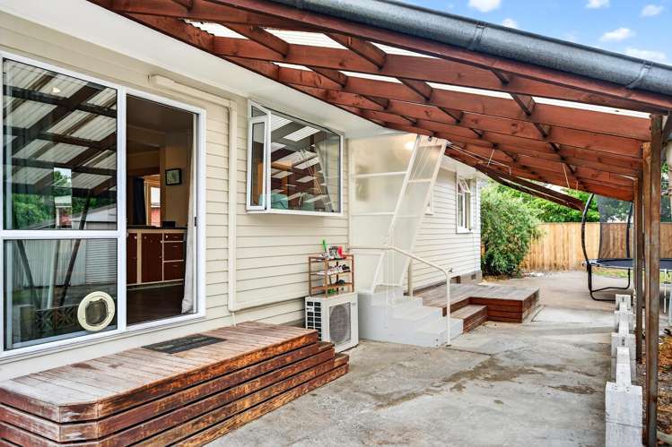 8 Oxford Street Lansdowne_15