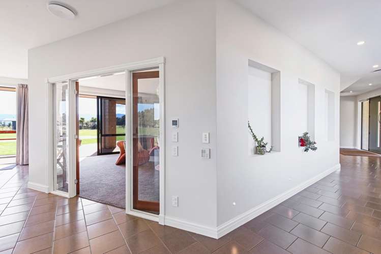 102 Glews Road Cust_15