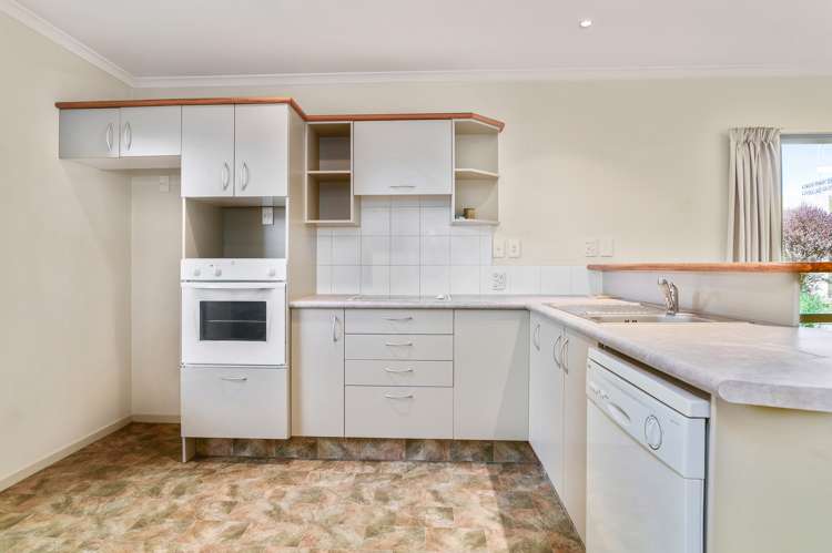 24/285 Vaughan Road Owhata_6