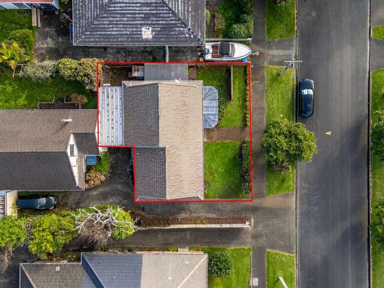 1/4 Bowling Avenue Epsom_17