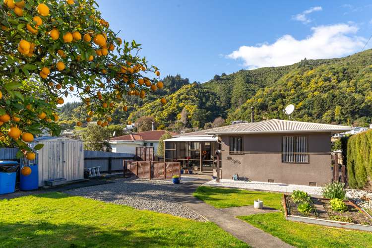 111 Waikawa Road Picton_2