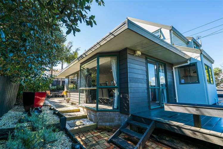 2/23a Vincent Street Howick_43