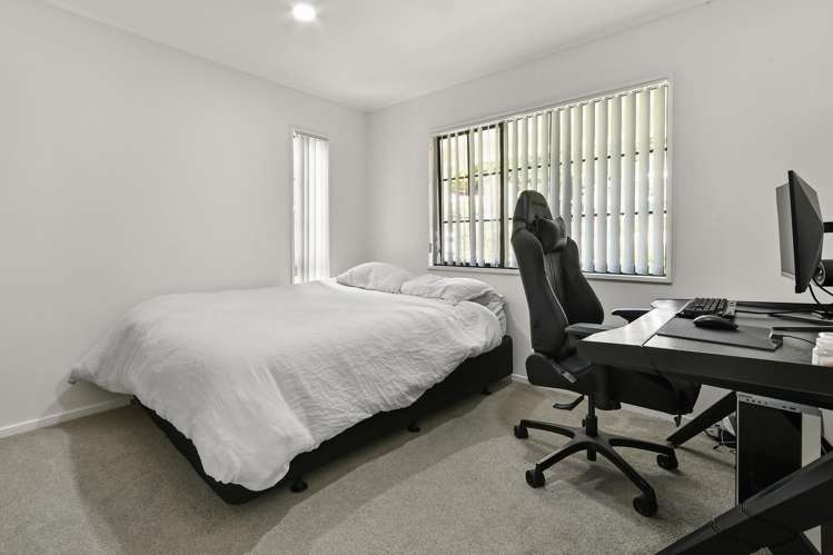 25 Silkwood Grove Totara Heights_12