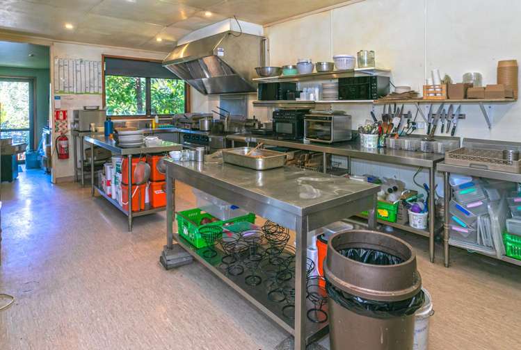 8 Pye Place Hot Water Beach_18