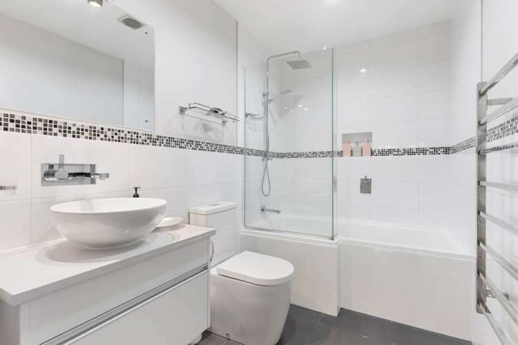 17 Burns Avenue Takapuna_18