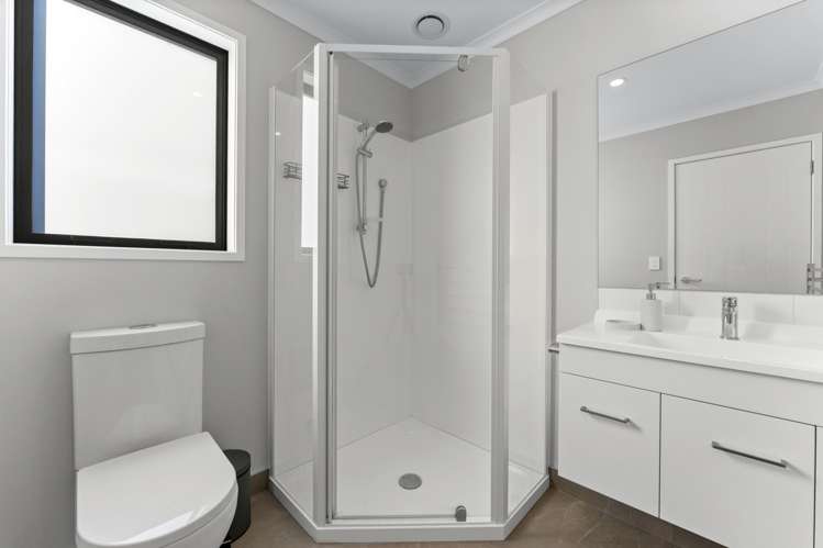 19 Puhitahi Hill Road Paerata_10