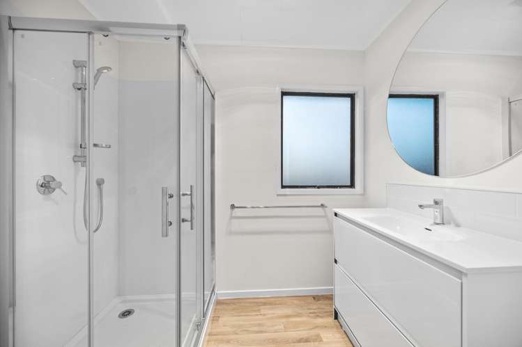 53 Burundi Avenue Clendon Park_13