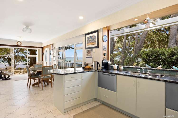 7 Marine View Orewa_14