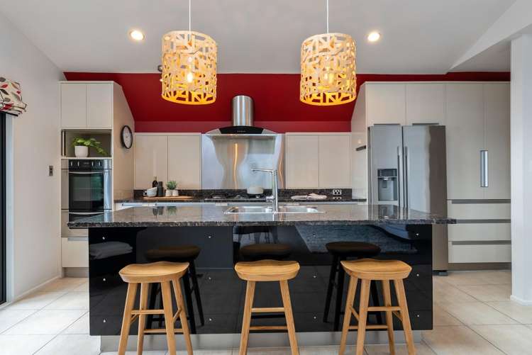 52 Walter Road, Lowry Bay Eastbourne_5