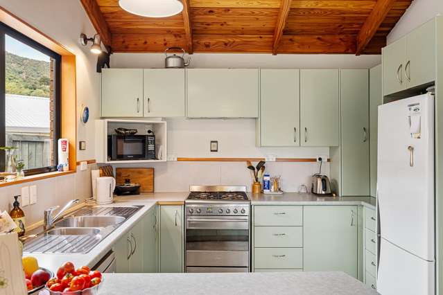 106 Moana View Road Waikawa_4