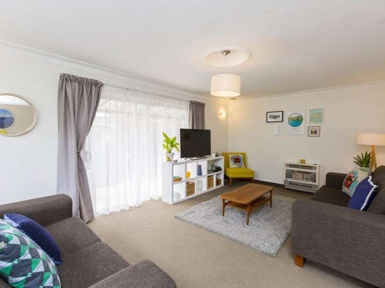 27 Longfellow Street Trentham_1