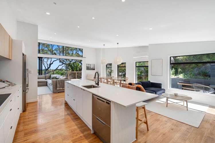 167 Motutara Road Muriwai_4