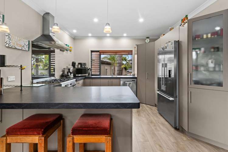 6 Lowry Place Frimley_3