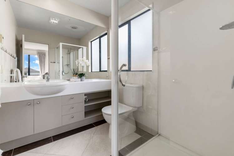 9 Oakville Avenue Flat Bush_17