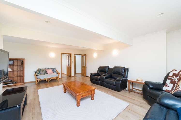 15 Kent Crescent Awapuni_7
