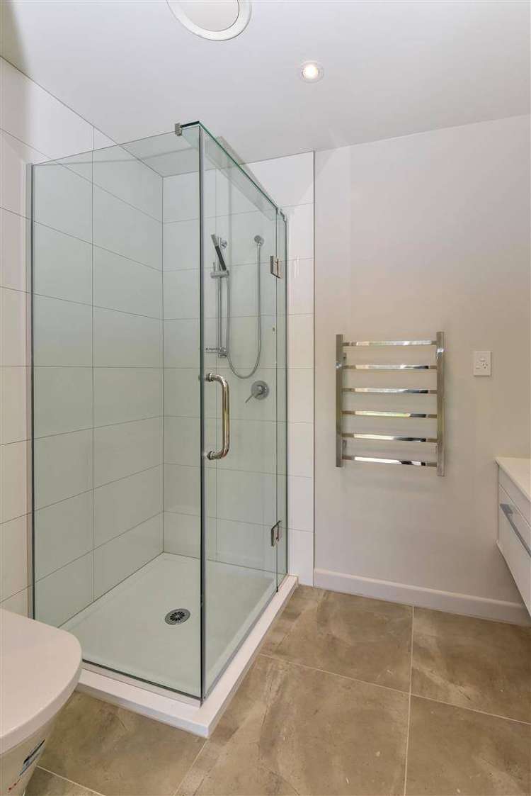 14 Patiti Parade Mangere Bridge_9