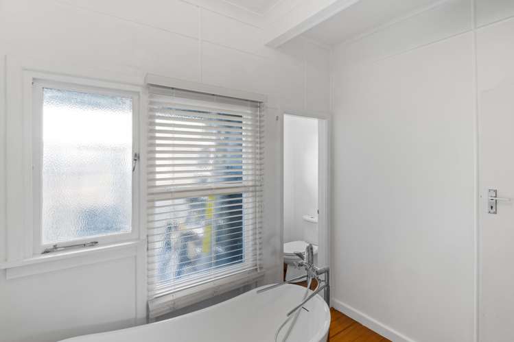 14 Rimu Street Strandon_18