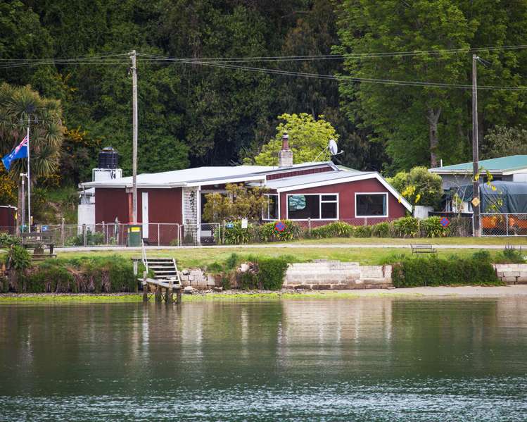 41 Riverside Road Taieri Mouth_19