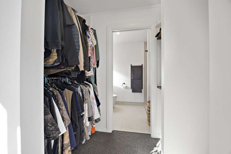 44B Crosland Road South Head_30