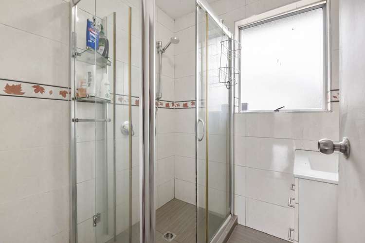 66 Sikkim Crescent Clover Park_19