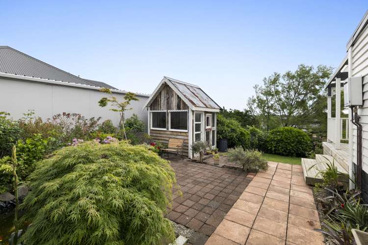 132 Tukapa Street Westown_24