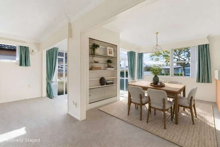 22 Woods Avenue 1105_1