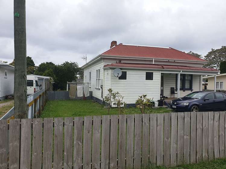 81A De Lautour Road Inner Kaiti_1