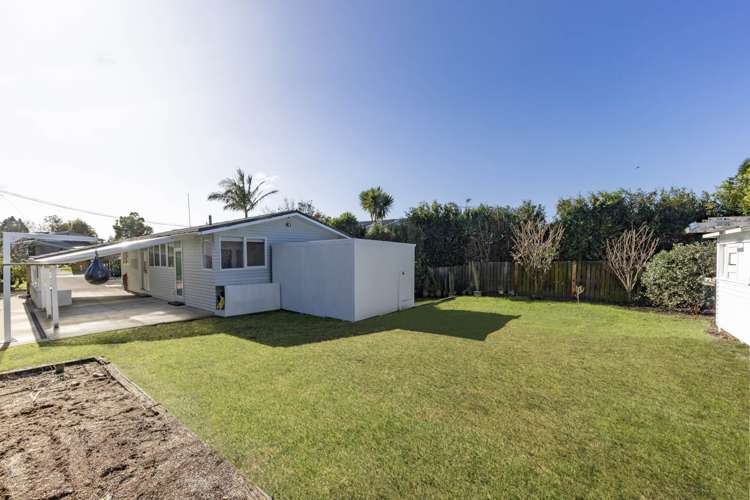 11 Rickards Place New Lynn_19